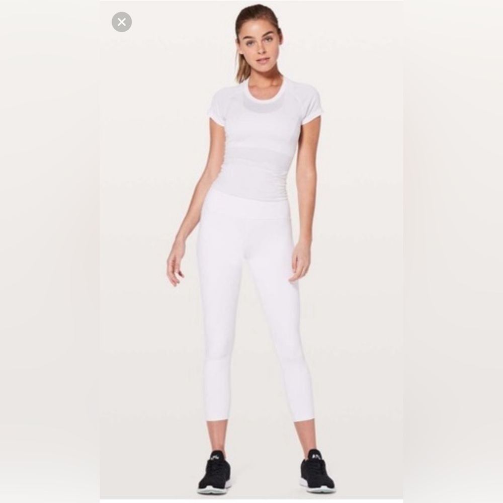 Lululemon- Size 10- Train Times- Bright White- 7/8 length 25”